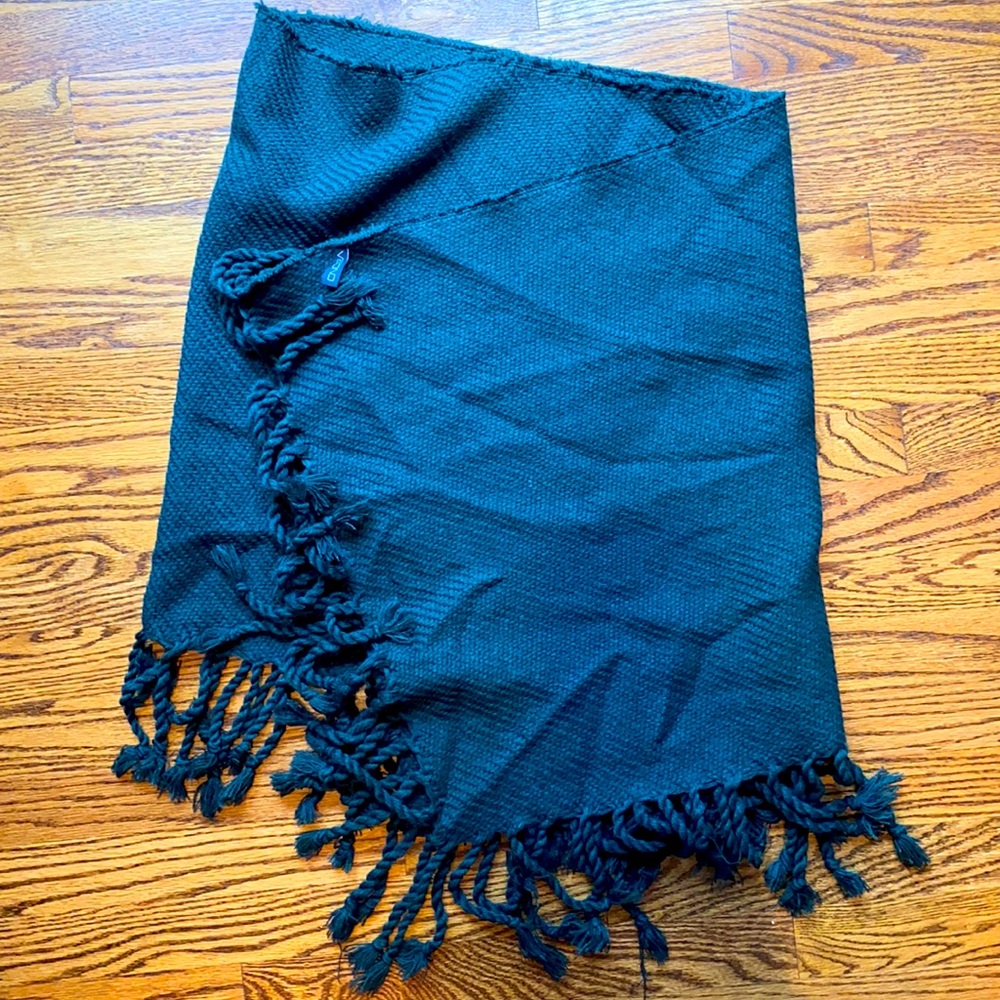 Large! Hunter green wrap Shall